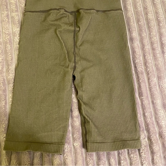 Biker shorts - Picture 3 of 3